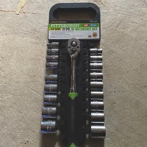 Socket set